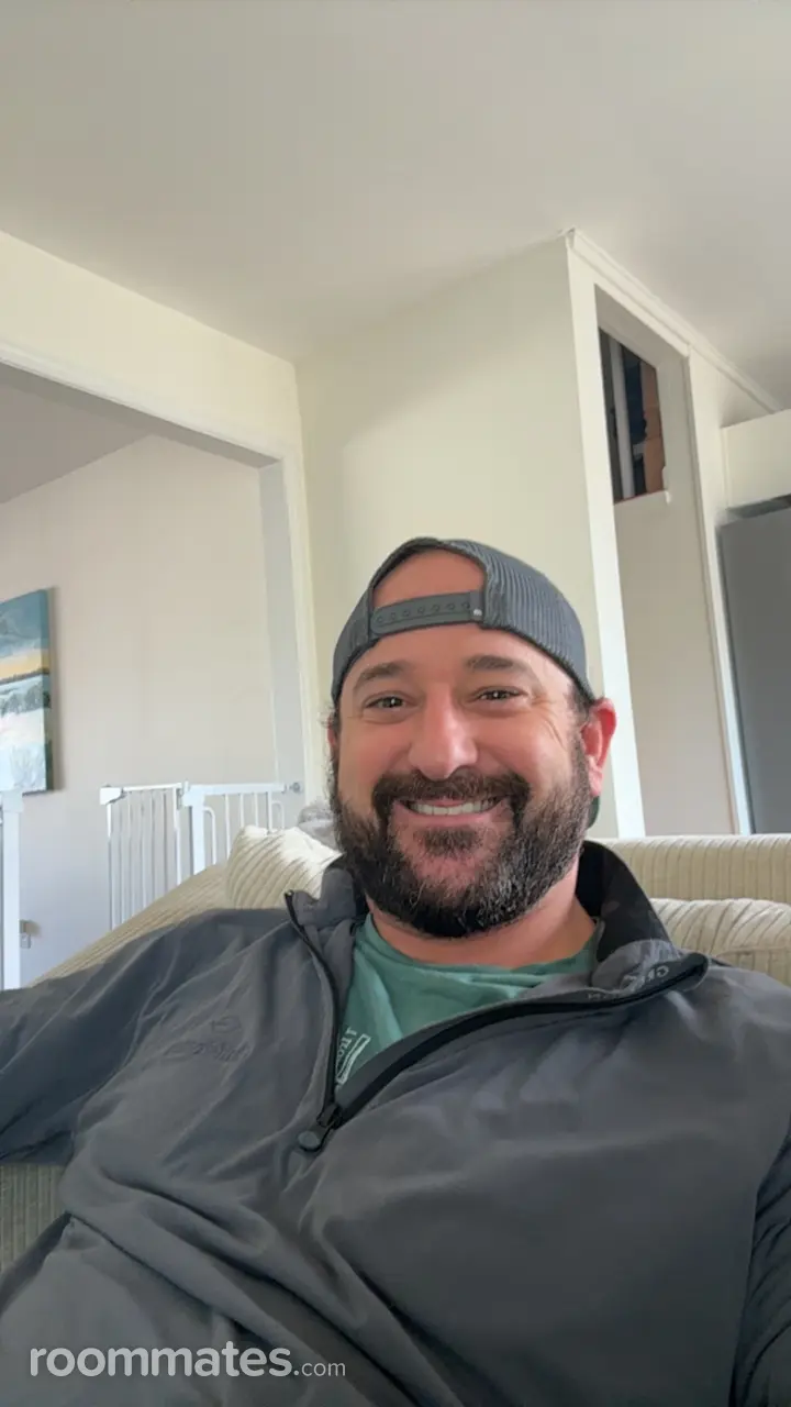 Profile photo 1 of 3