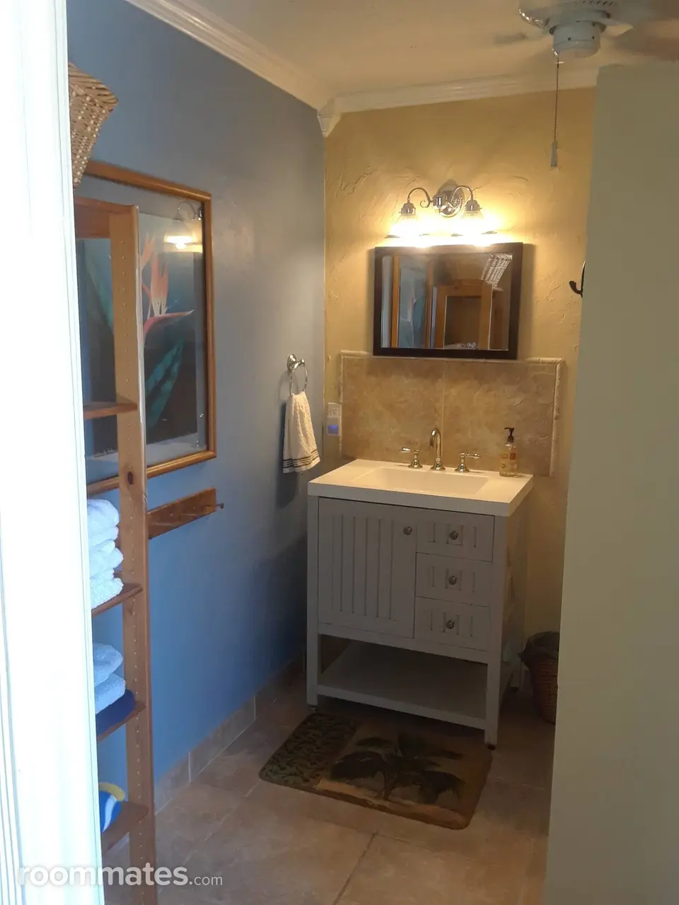 Profile photo 1 of 3