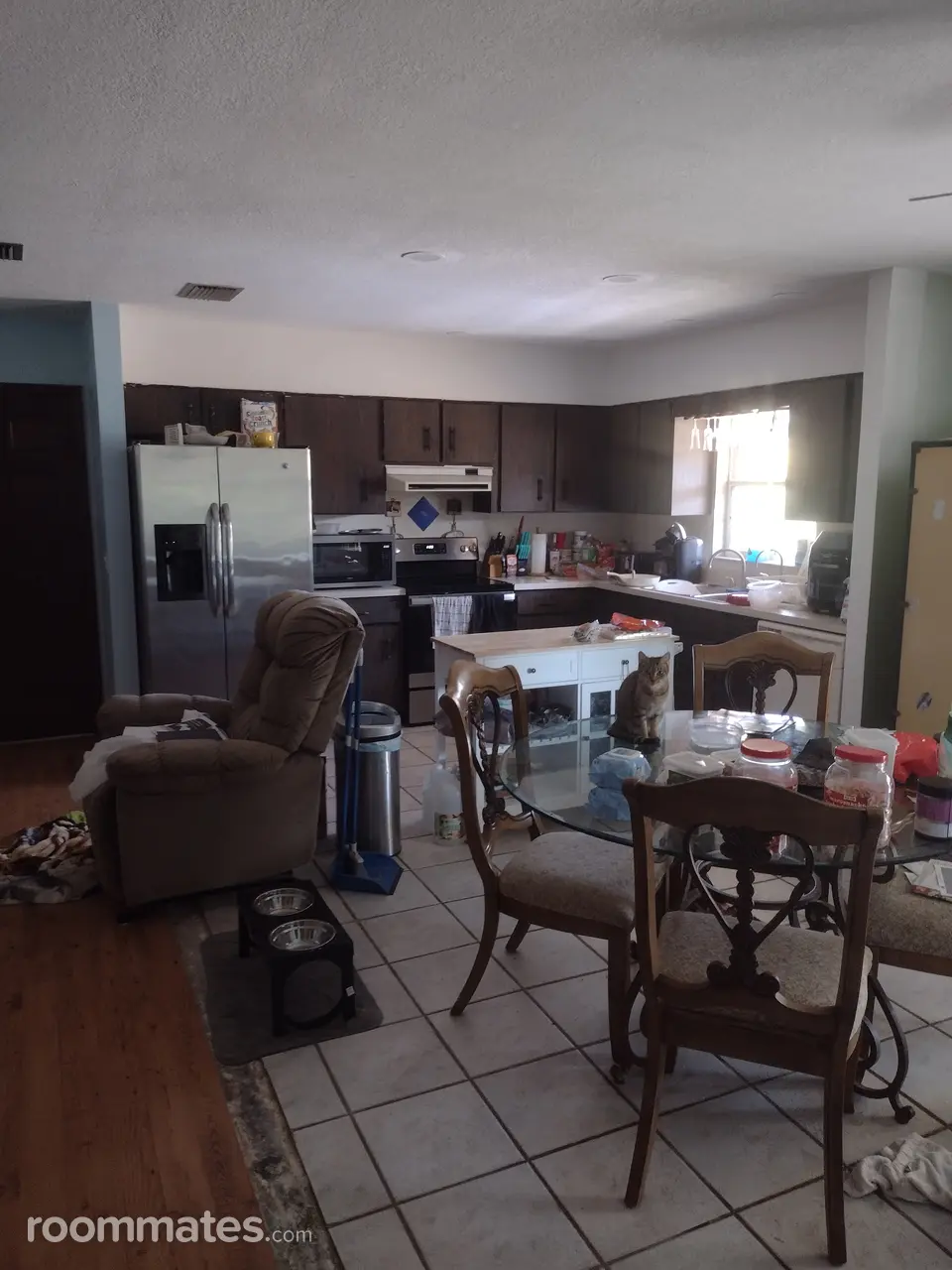 Profile photo 1 of 9