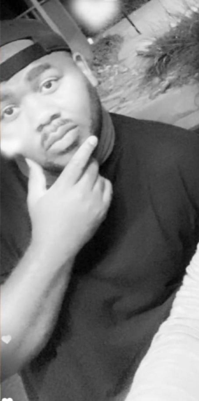 Profile photo 6 of 6