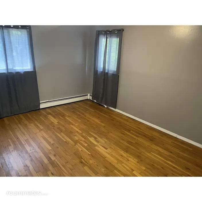 Room for rent in Medford, NY $1500, house