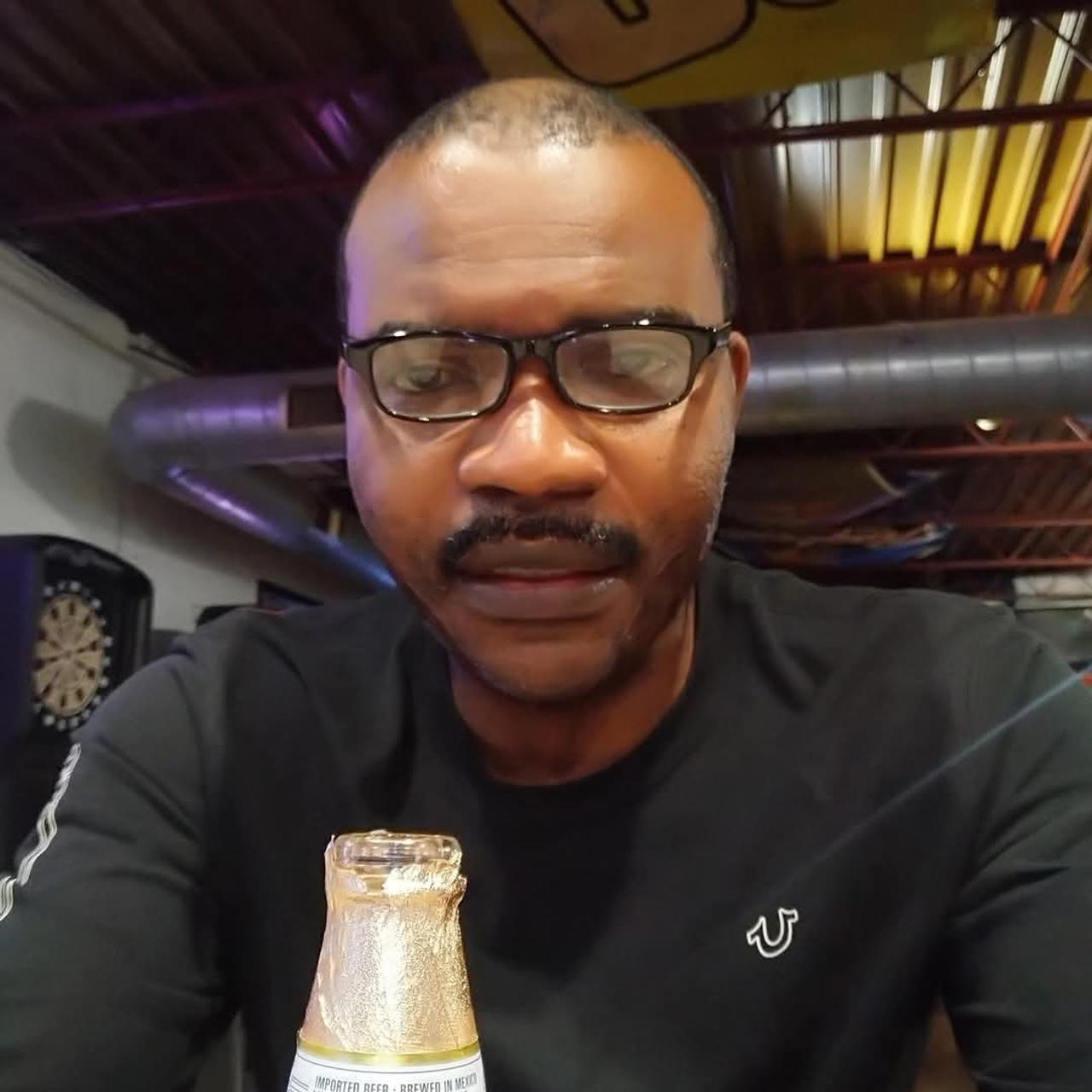 Profile photo 1 of 1