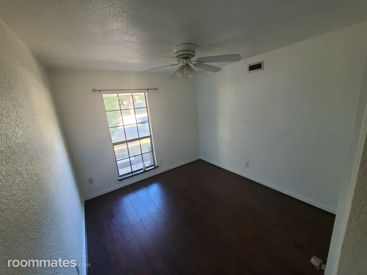 Profile photo 1 of 5