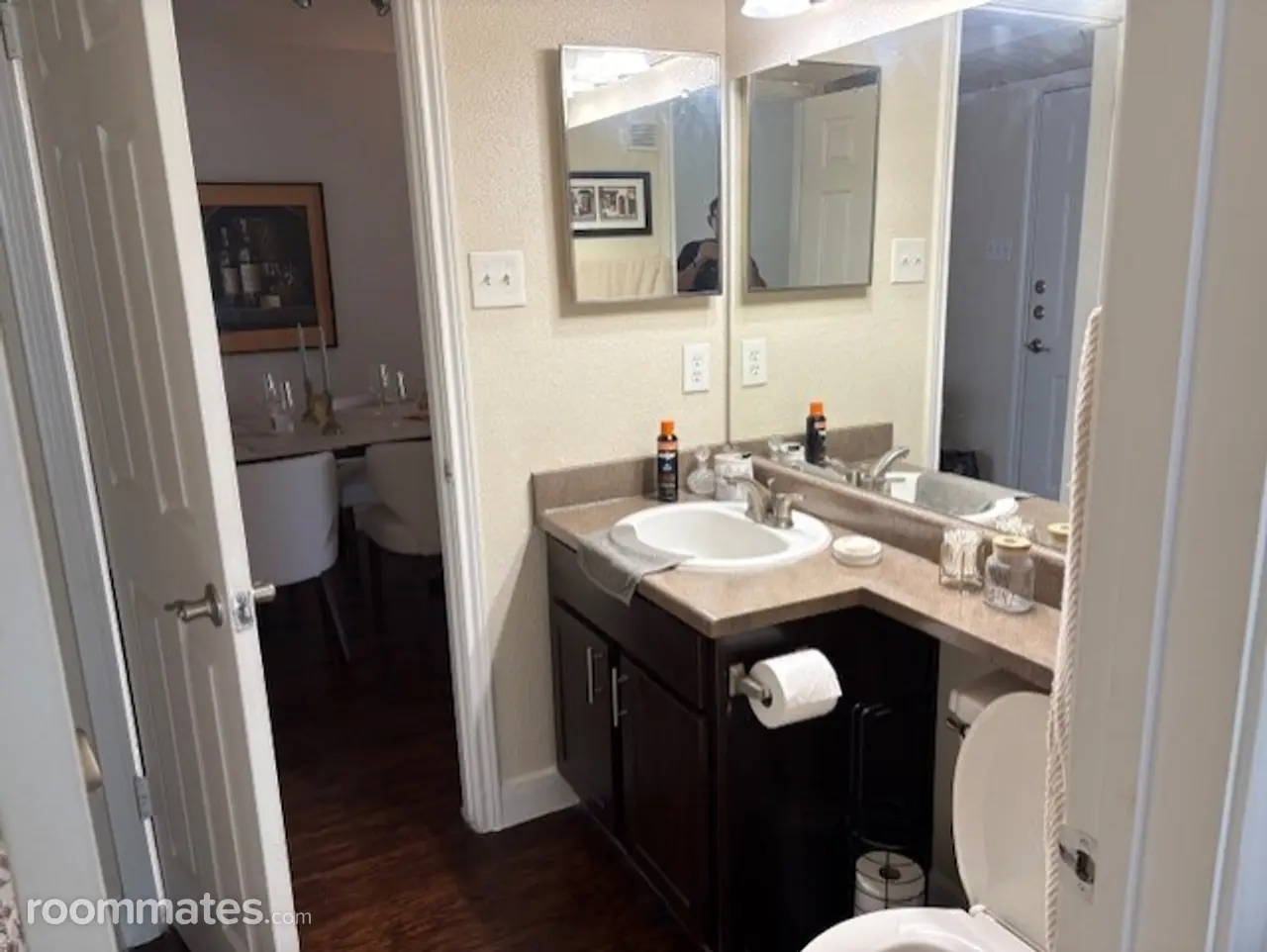 Profile photo 9 of 15