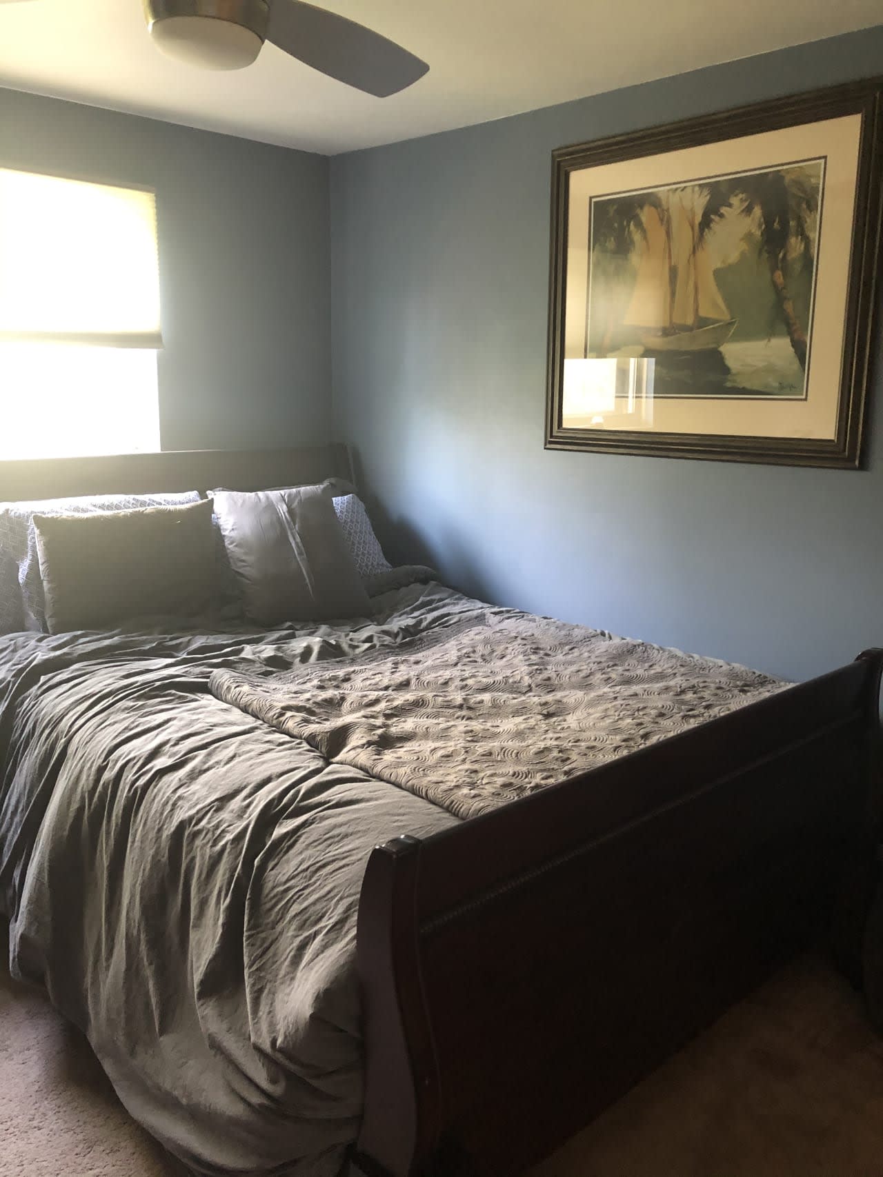 Profile photo 1 of 4