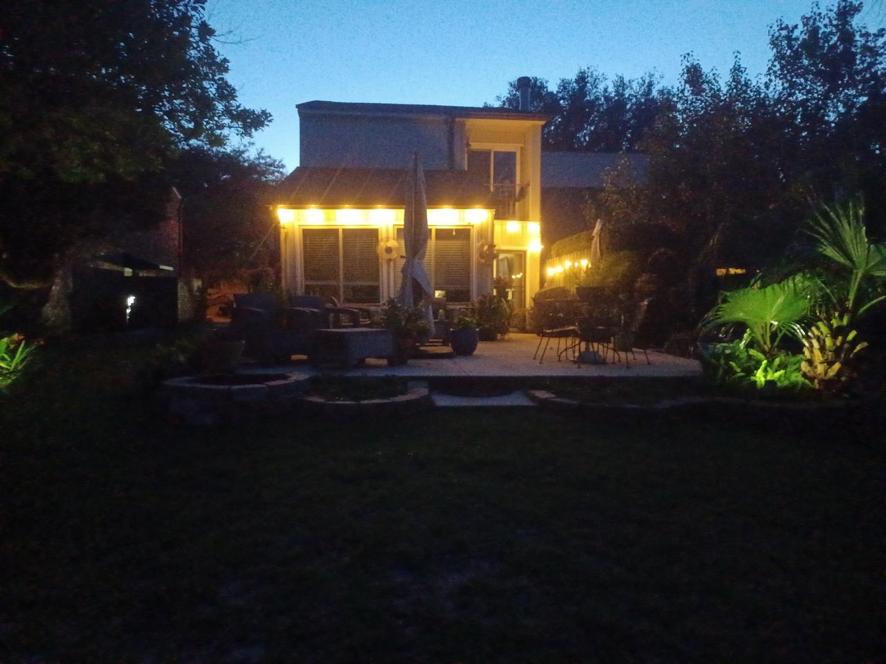 Profile photo 11 of 17