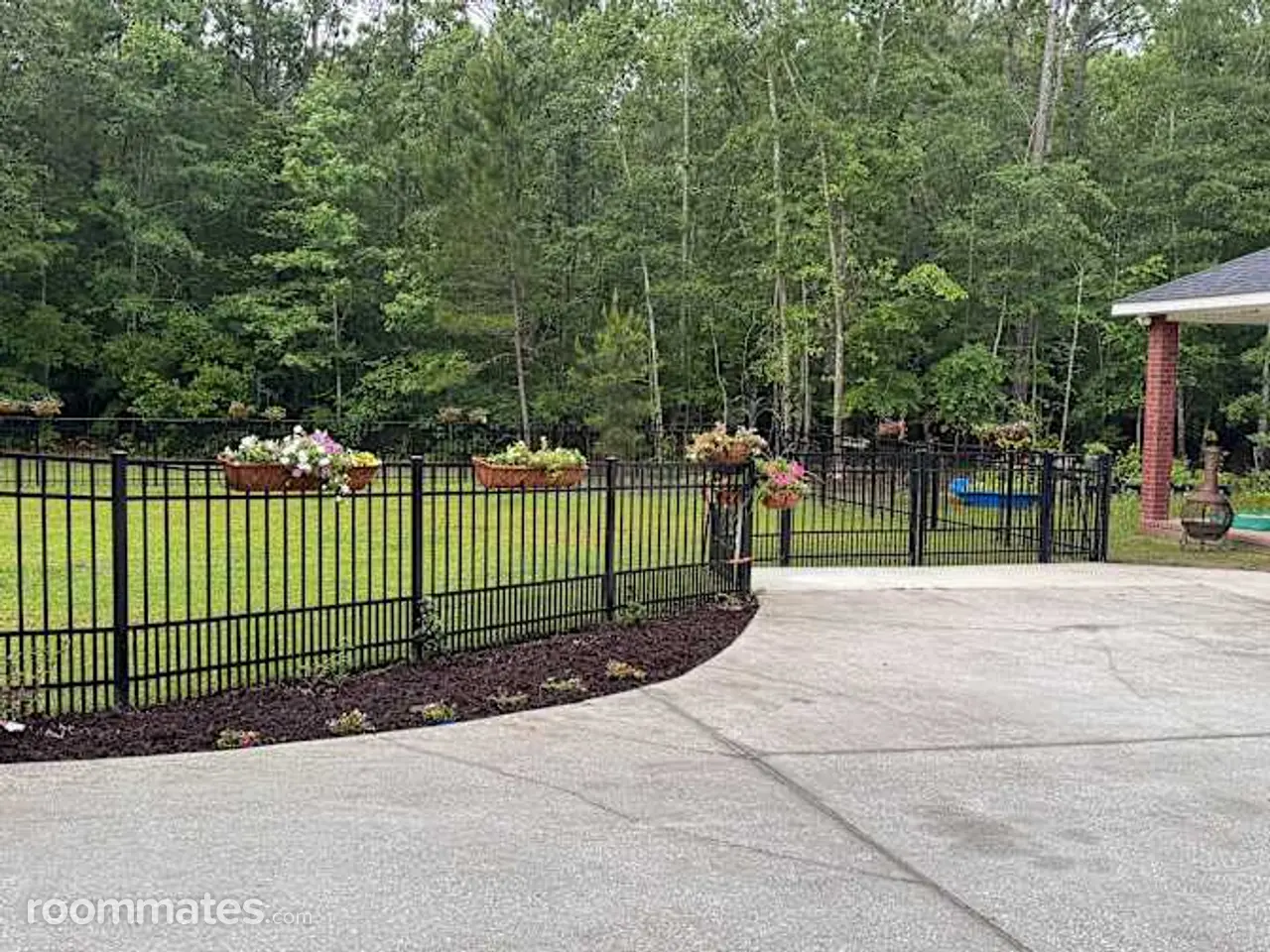 Profile photo 7 of 8
