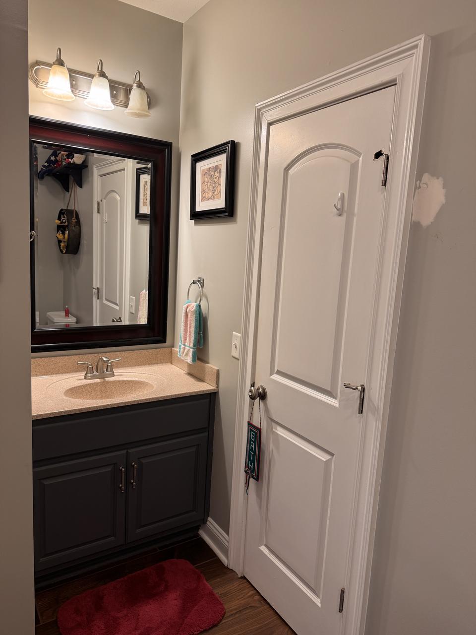 Profile photo 5 of 8