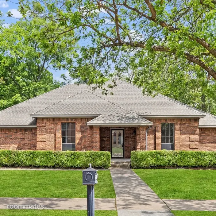 Room for rent in McKinney, TX $1200, house