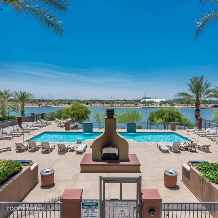 Room for rent in Tempe, AZ $1600, condo
