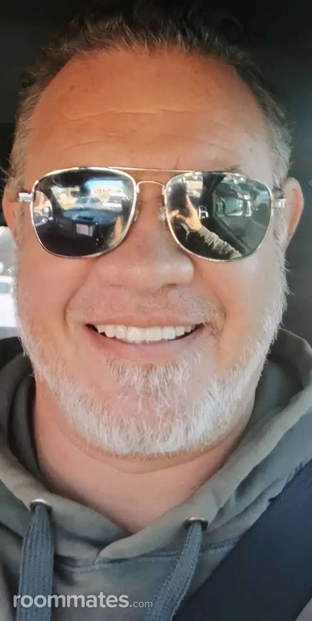 Profile photo 2 of 4