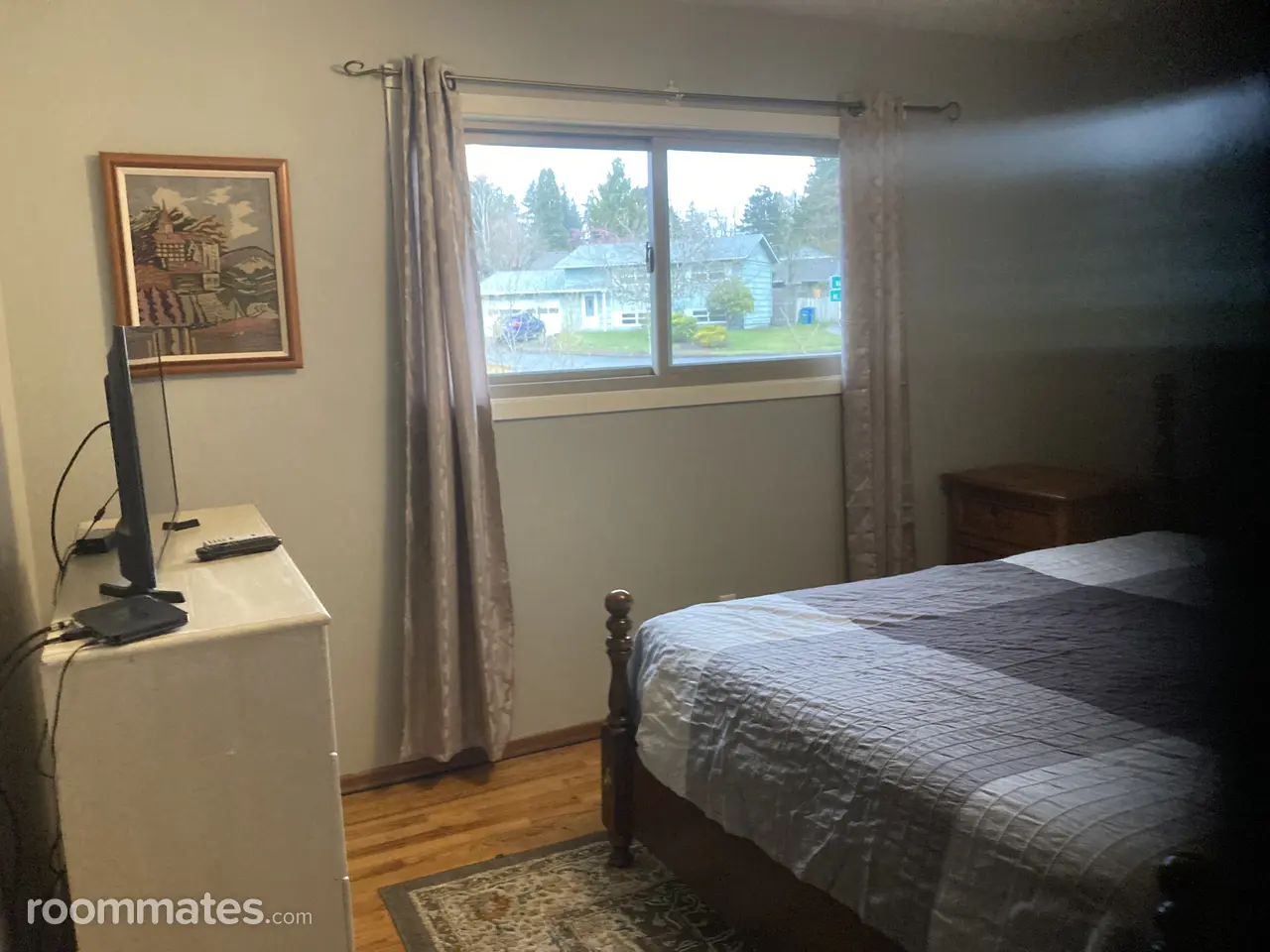 Profile photo 10 of 19