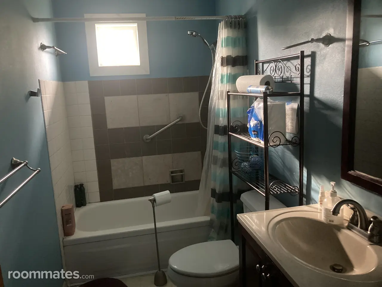 Profile photo 18 of 19