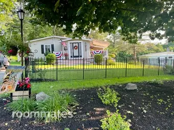 Room for rent in Shirley, MA $800, house