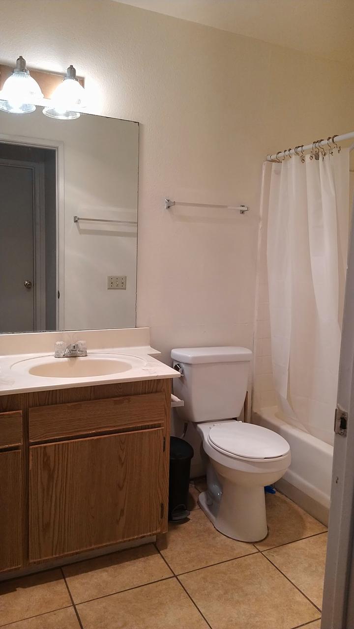 Profile photo 9 of 10