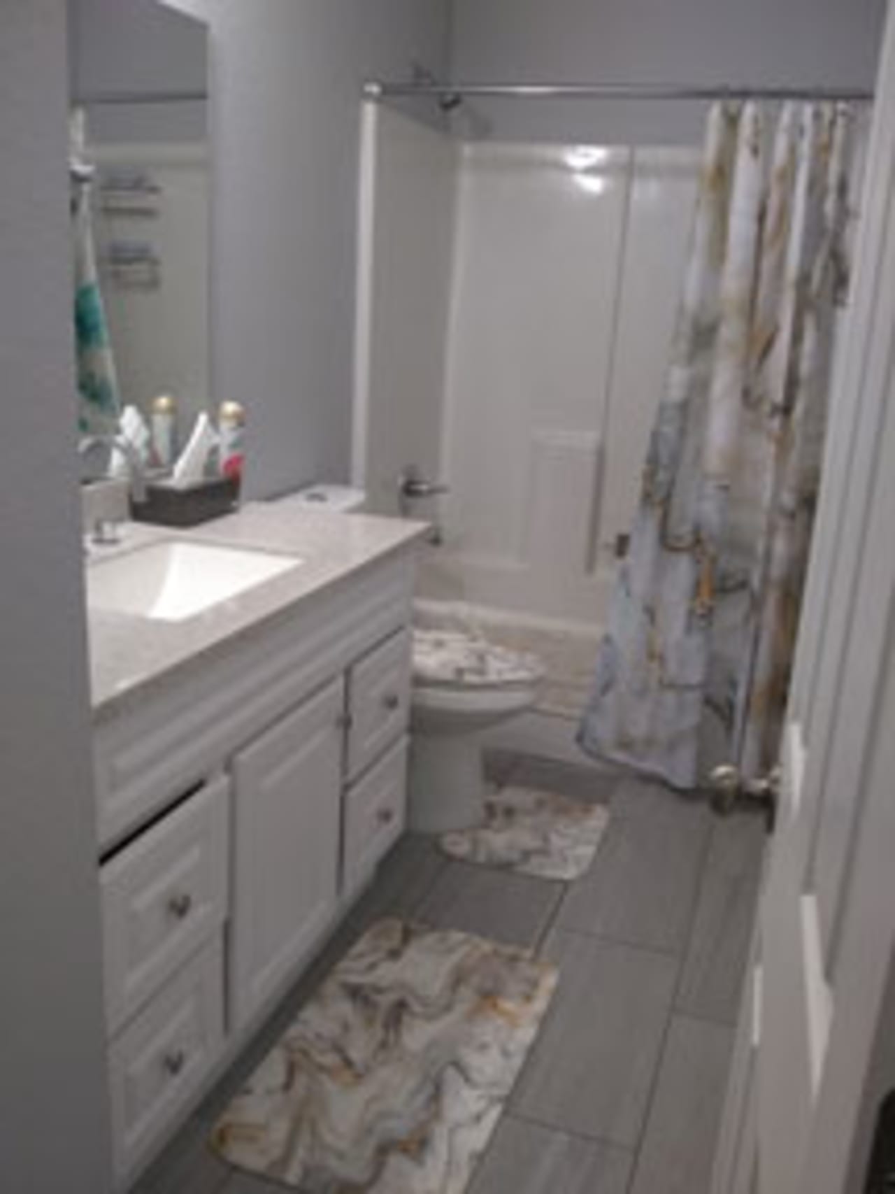 Profile photo 7 of 8