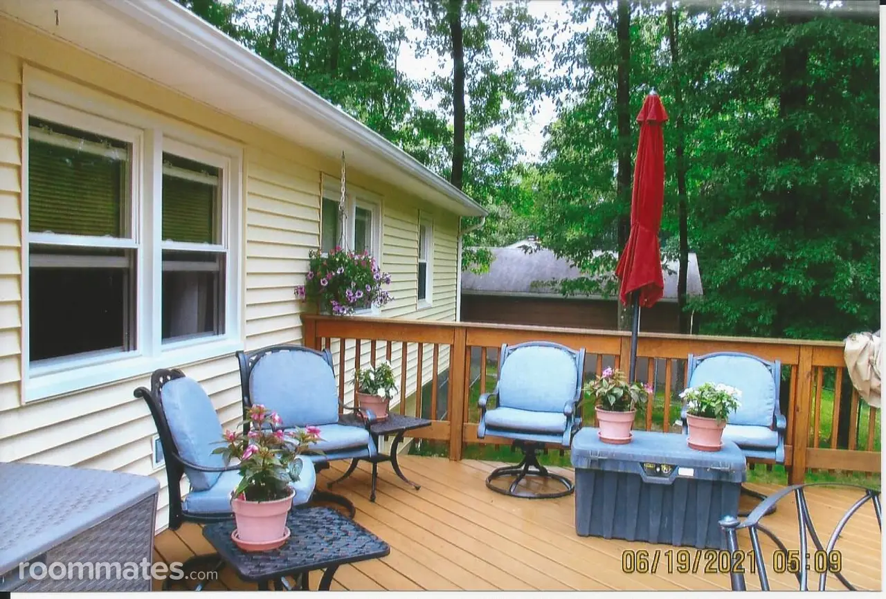 Profile photo 6 of 9