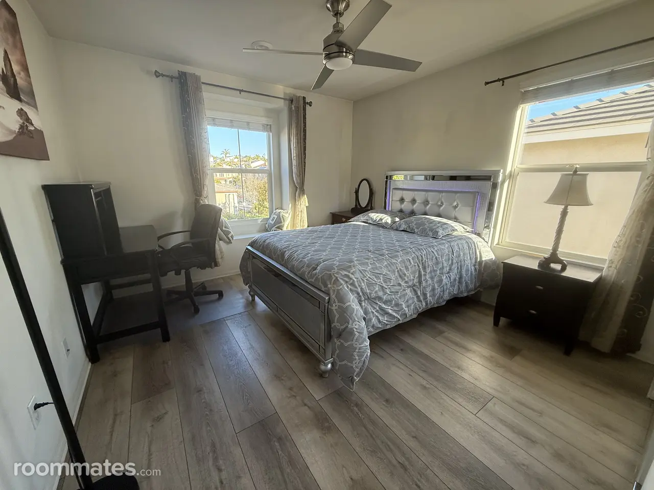 Profile photo 9 of 16