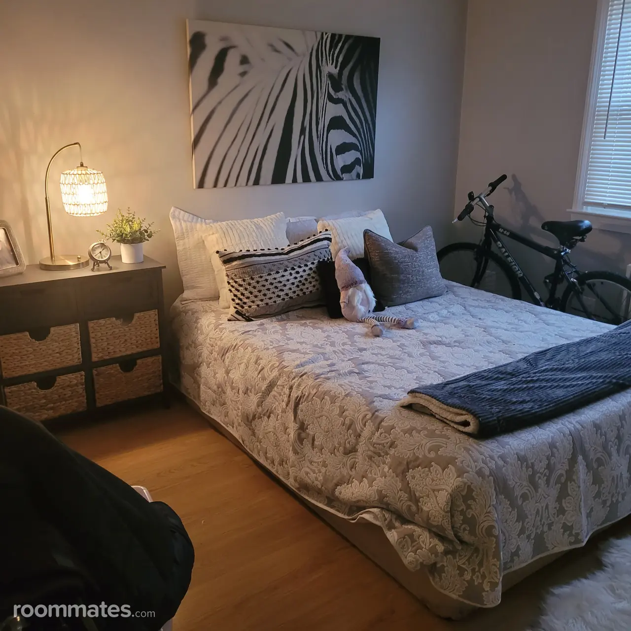 Profile photo 1 of 2