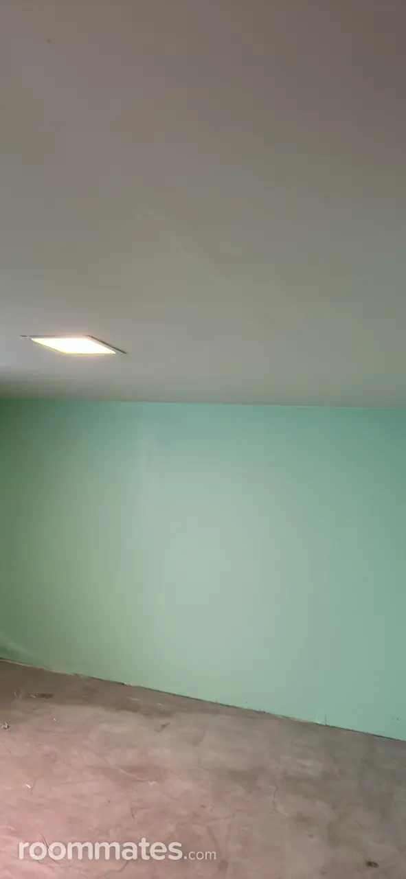 Profile photo 1 of 16