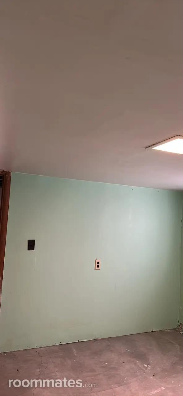 Profile photo 3 of 16