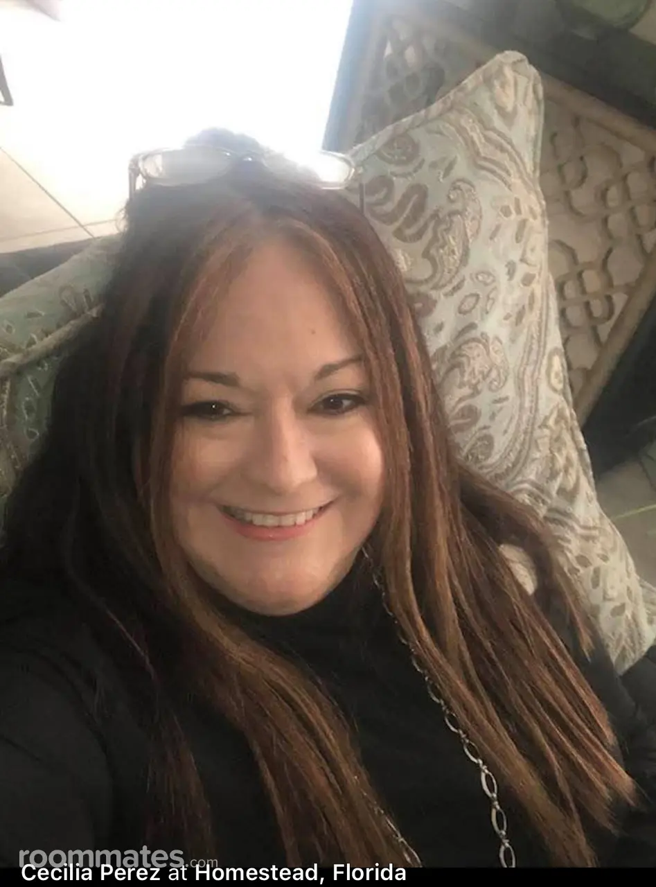 Profile photo 7 of 10