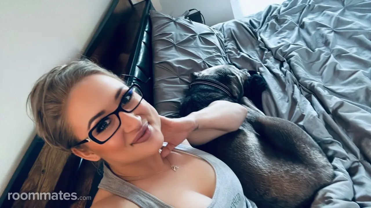 Profile photo 7 of 11