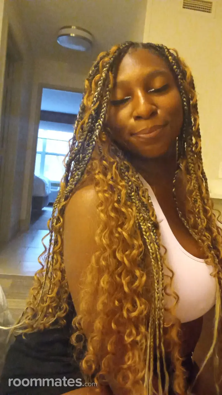 Profile photo 1 of 1