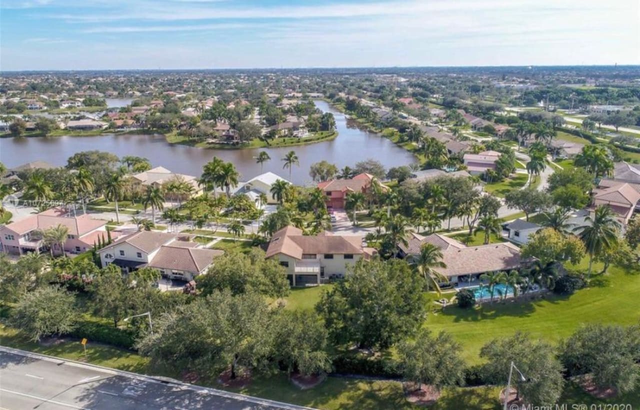 Profile photo 8 of 9