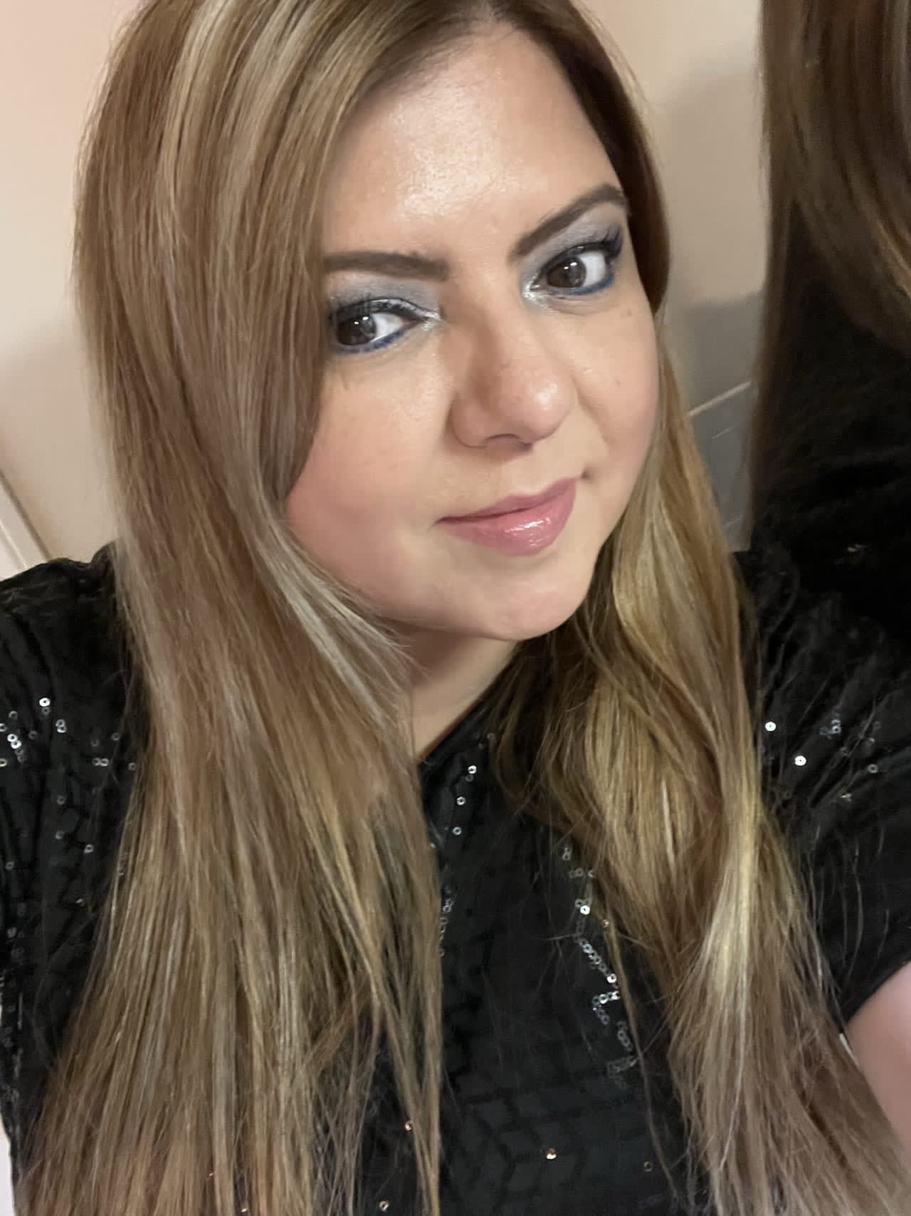 Profile photo 9 of 9