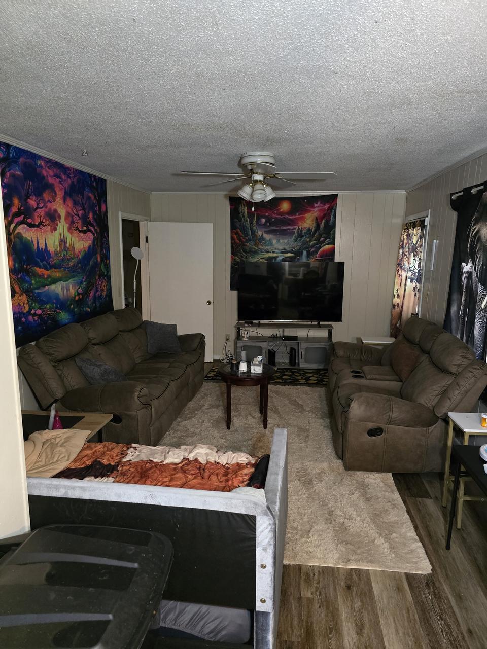 Profile photo 8 of 12