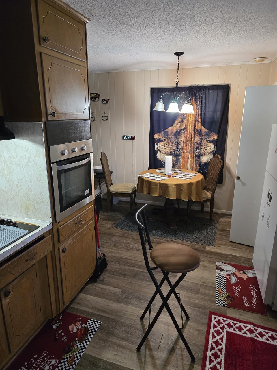 Profile photo 7 of 12