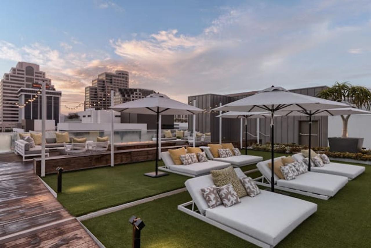 Profile photo 10 of 11