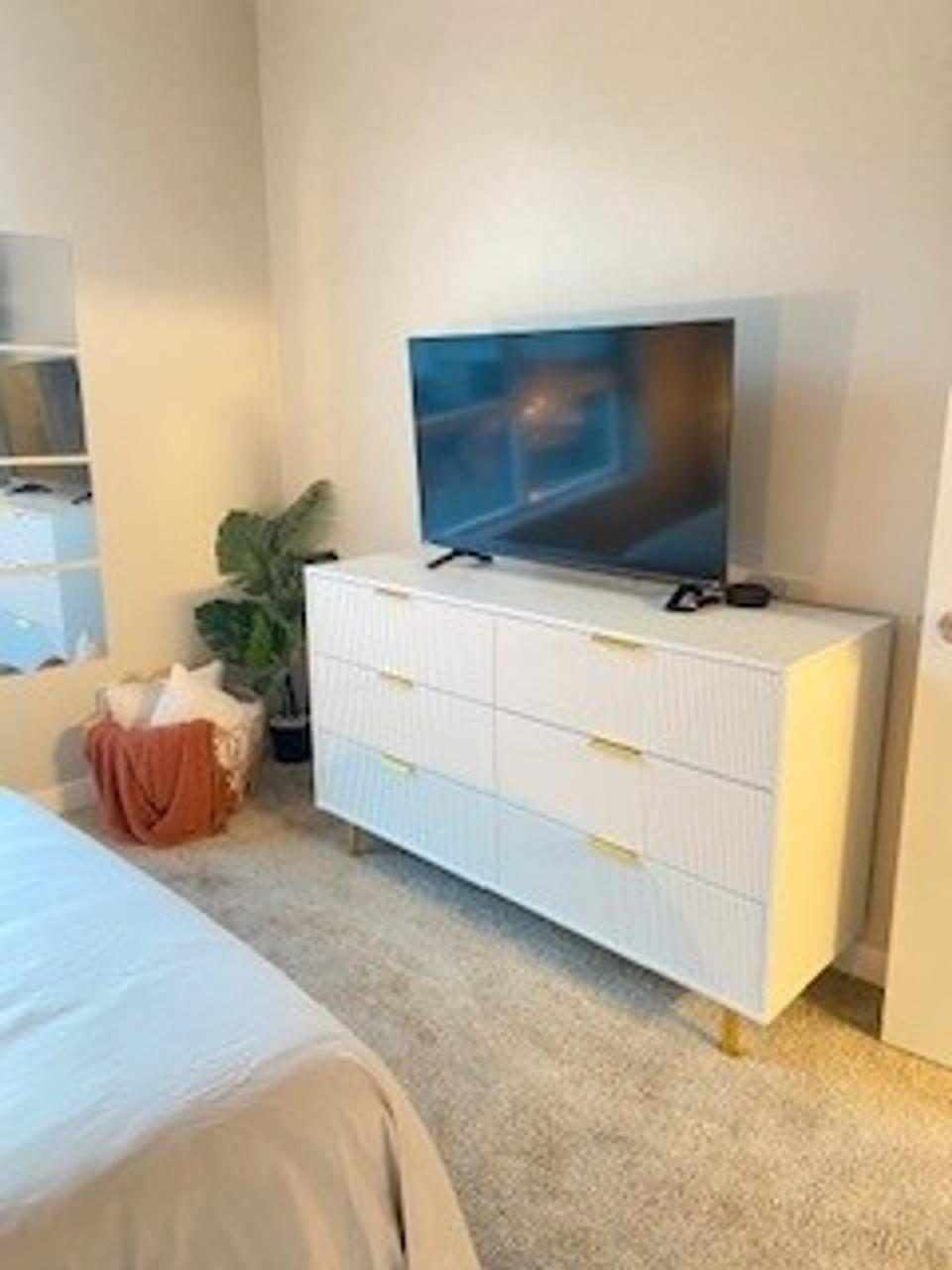 Profile photo 2 of 11