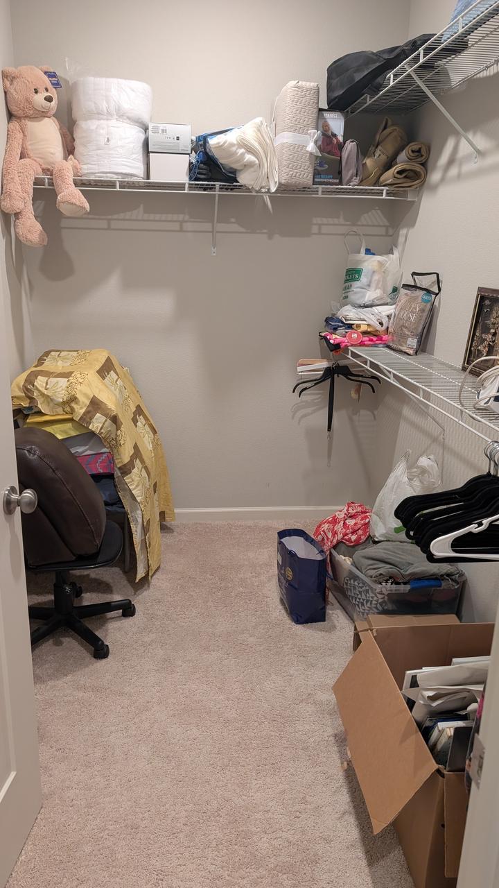 Profile photo 6 of 10