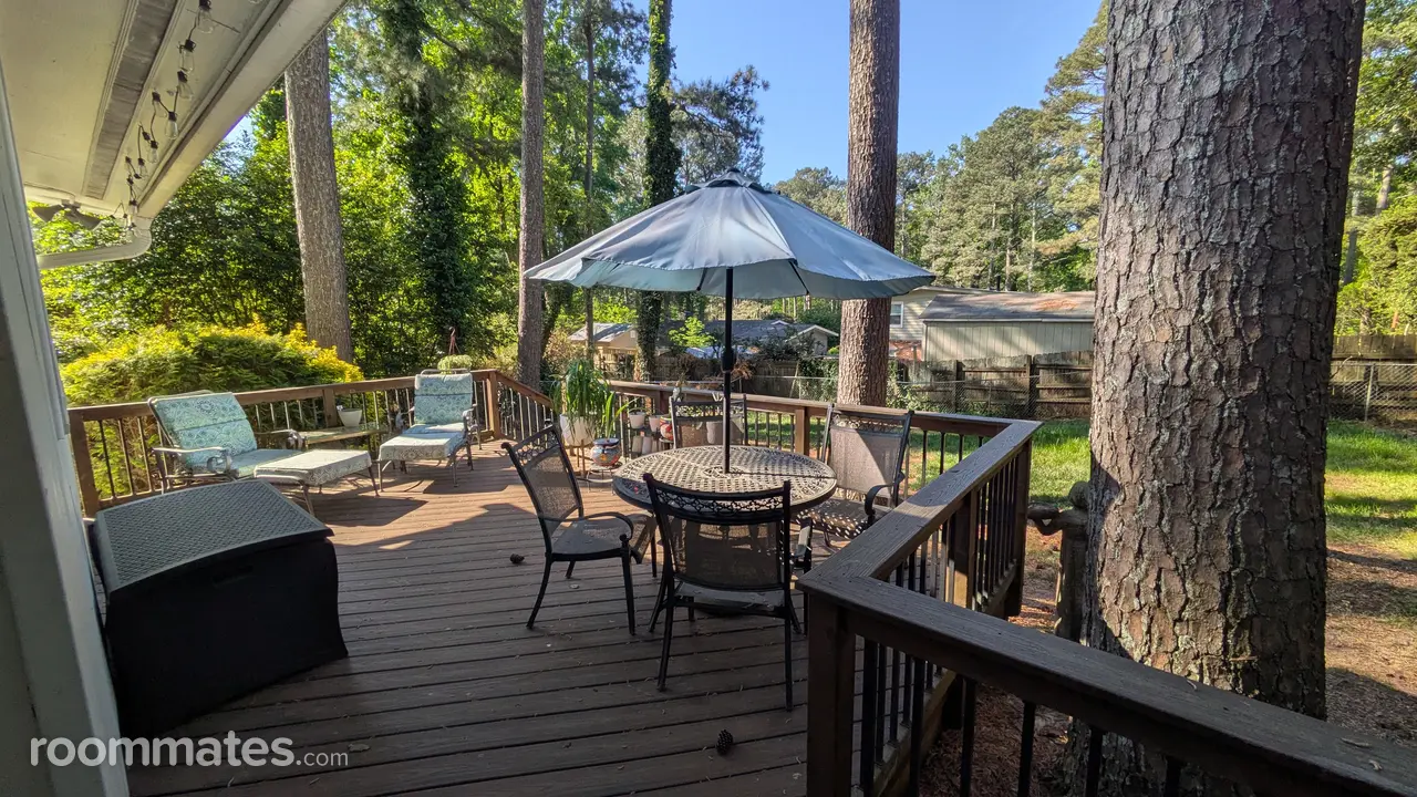 Profile photo 10 of 11