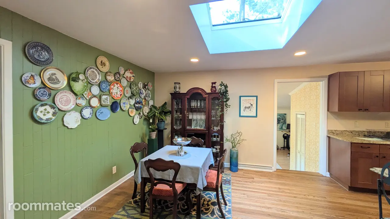 Profile photo 6 of 11