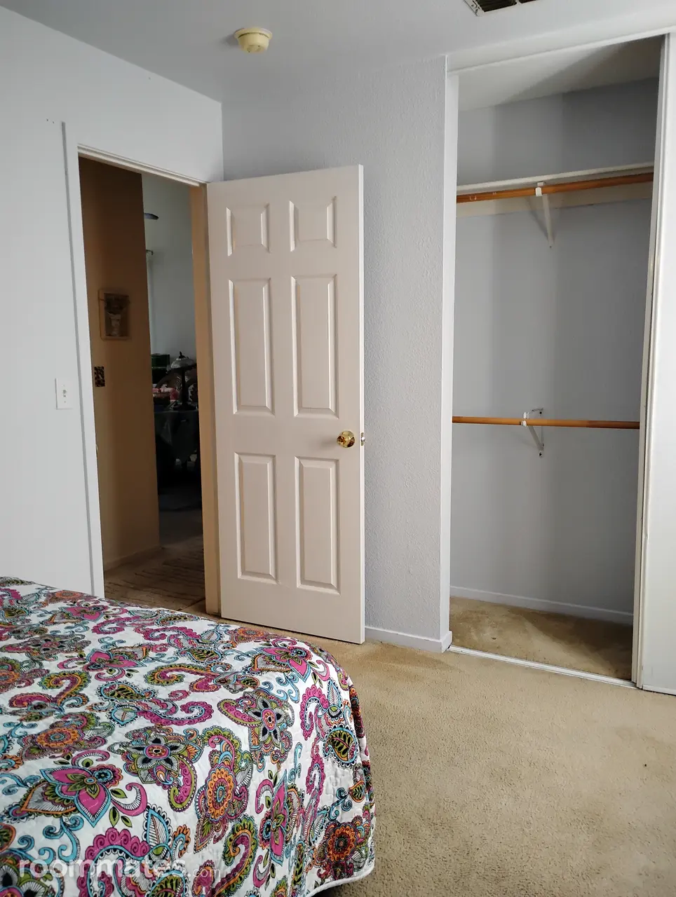 Profile photo 3 of 6