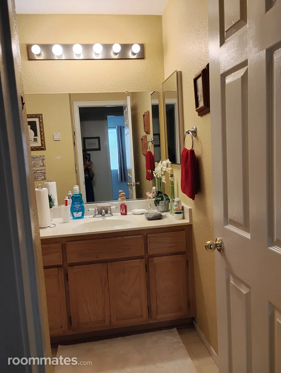 Profile photo 4 of 6