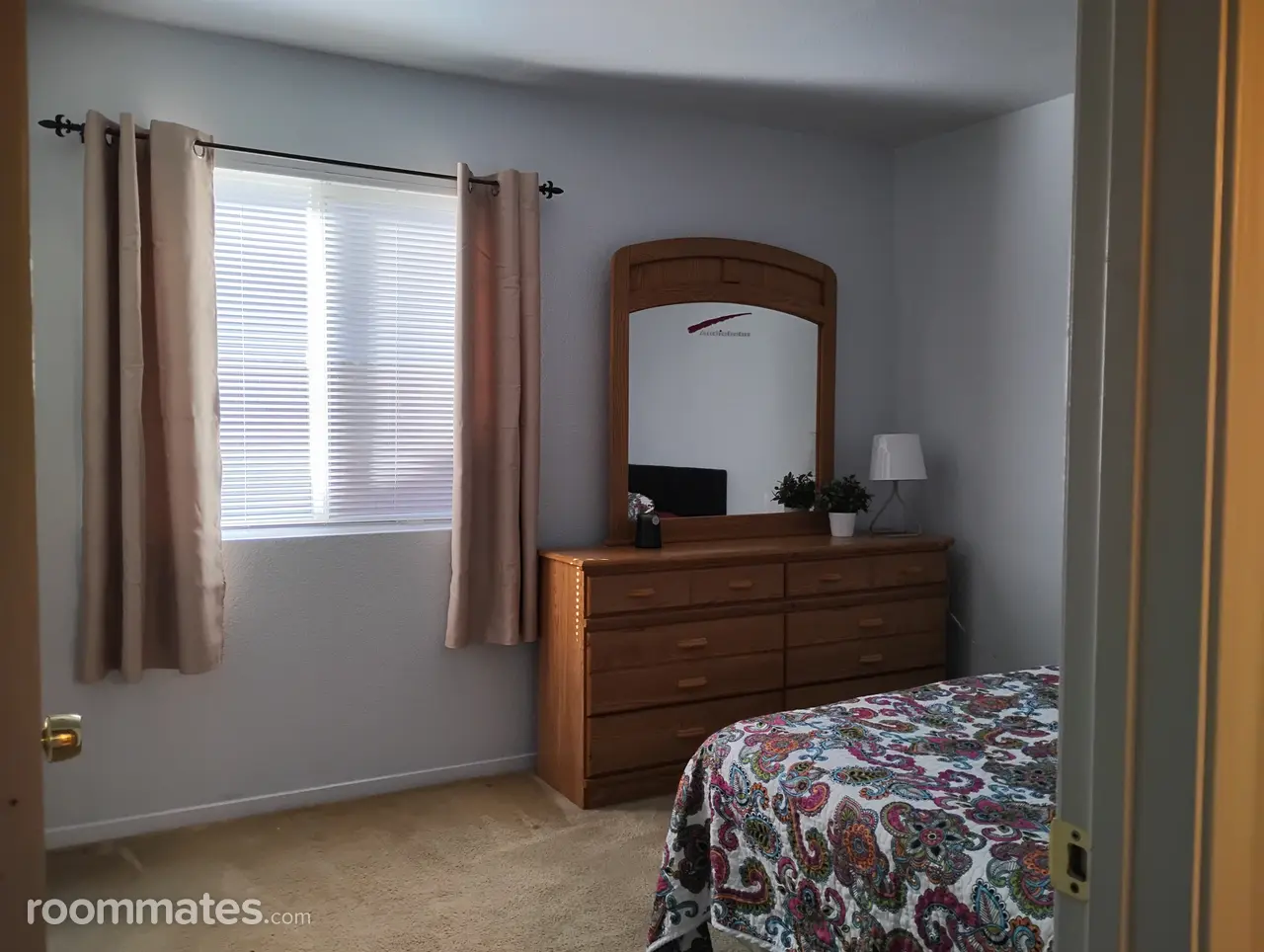 Profile photo 1 of 6