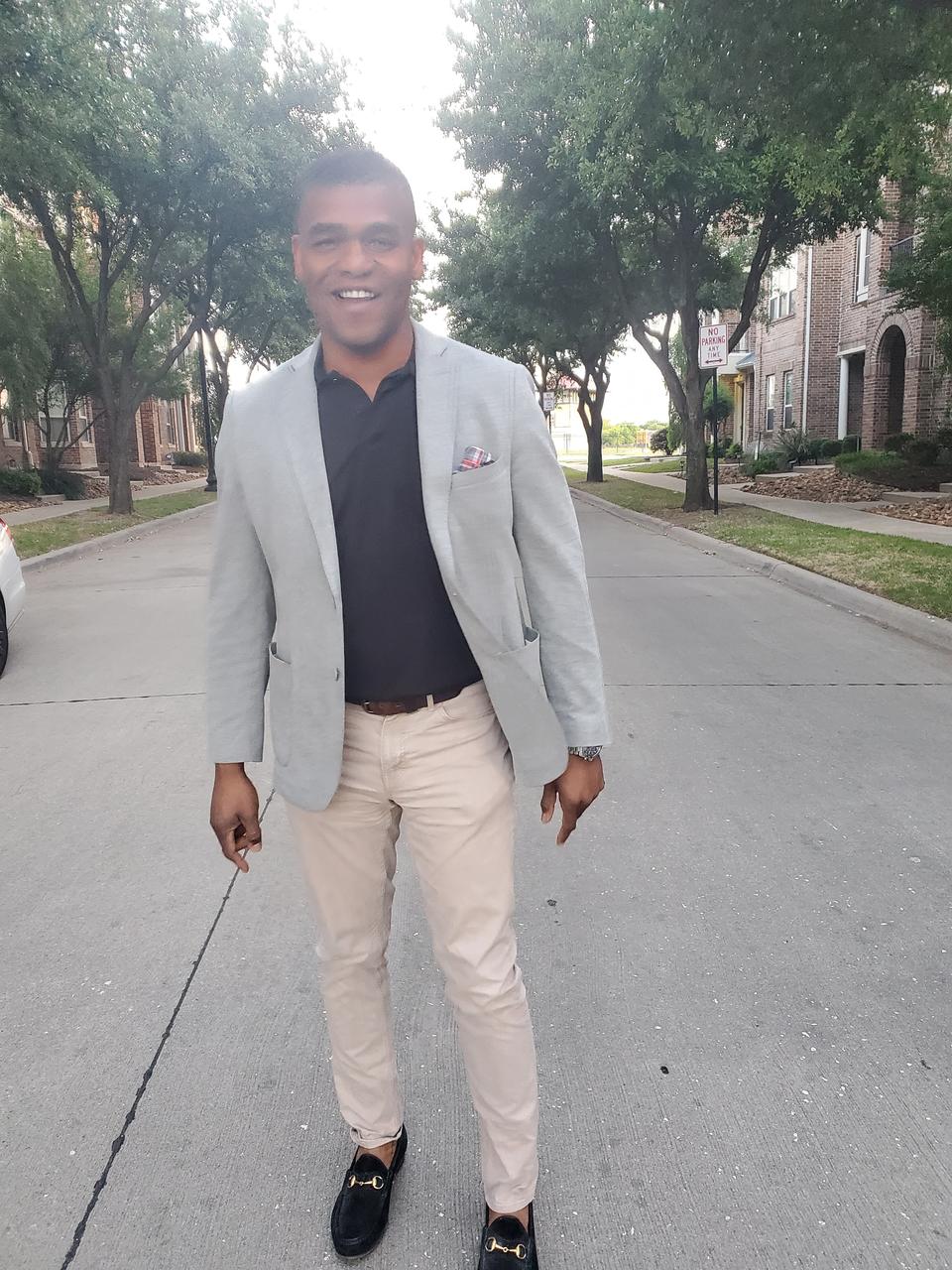 Profile photo 11 of 11