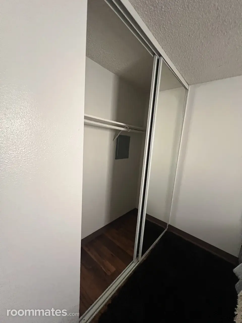 Profile photo 4 of 14