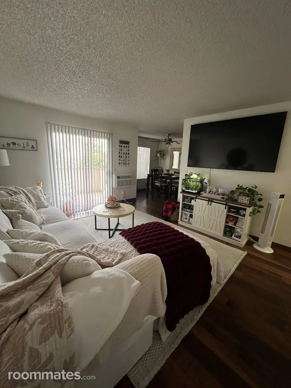 Profile photo 3 of 14