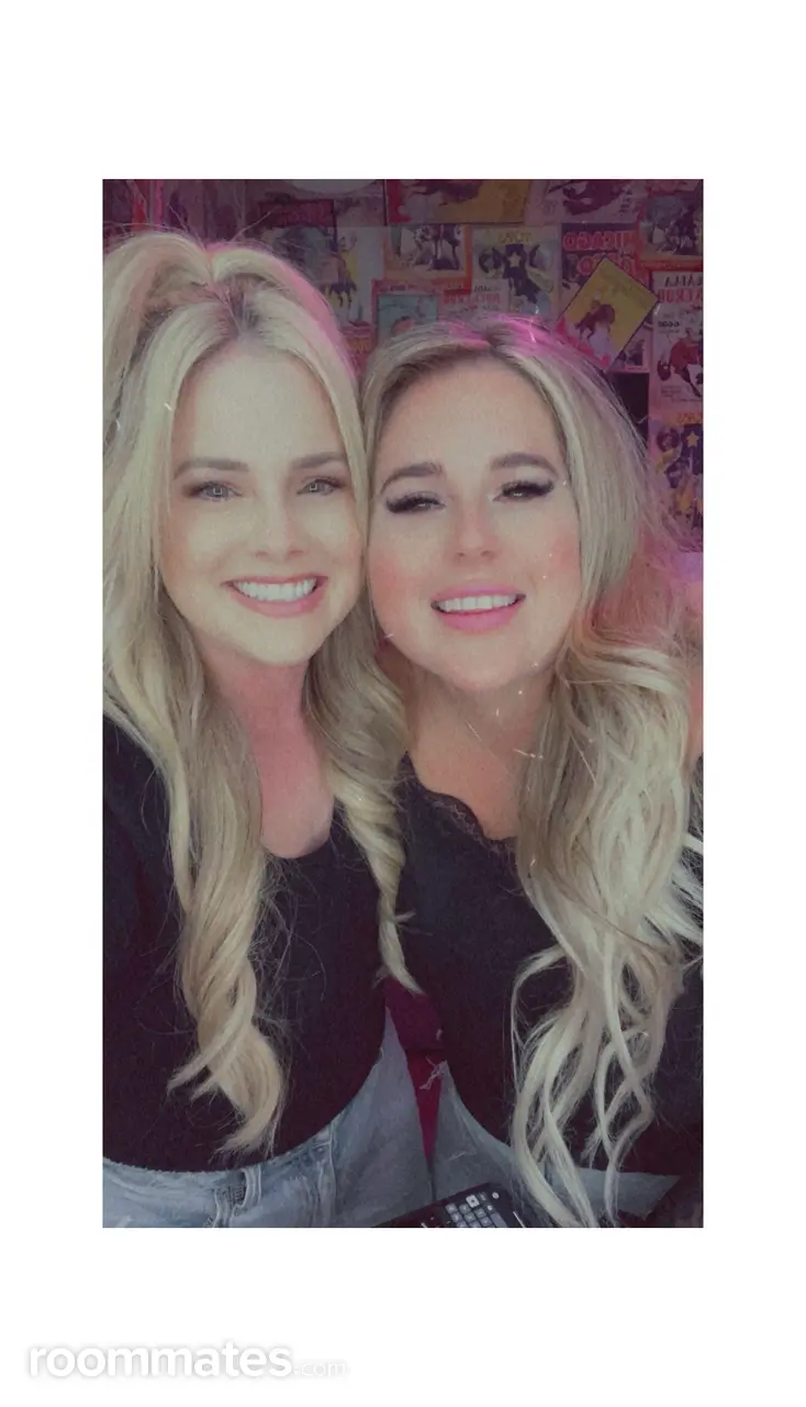 Profile photo 11 of 14