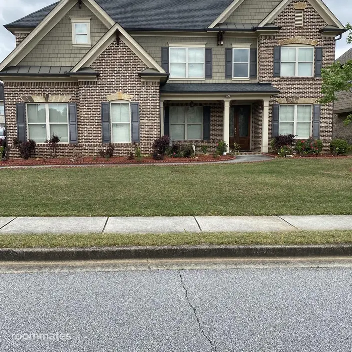 Room for rent in Lilburn, GA $1000, house