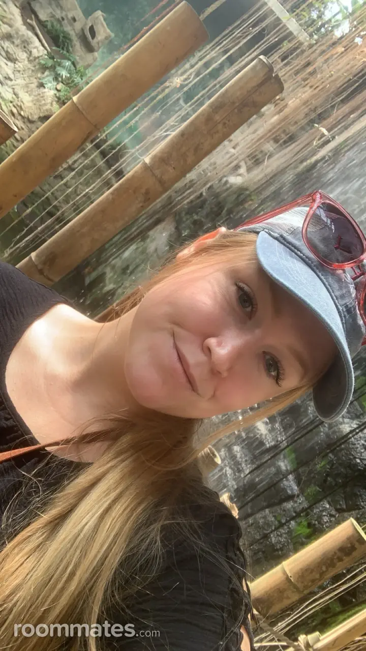 Profile photo 12 of 12