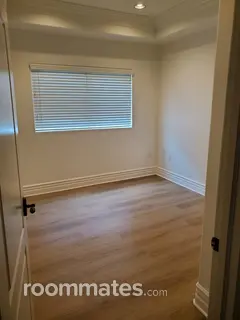 Room for rent in North Hollywood, CA $1300, condo