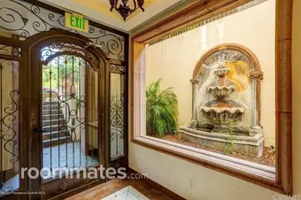 Room for rent in North Hollywood, CA $1300, condo