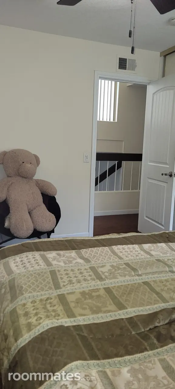 Profile photo 7 of 9