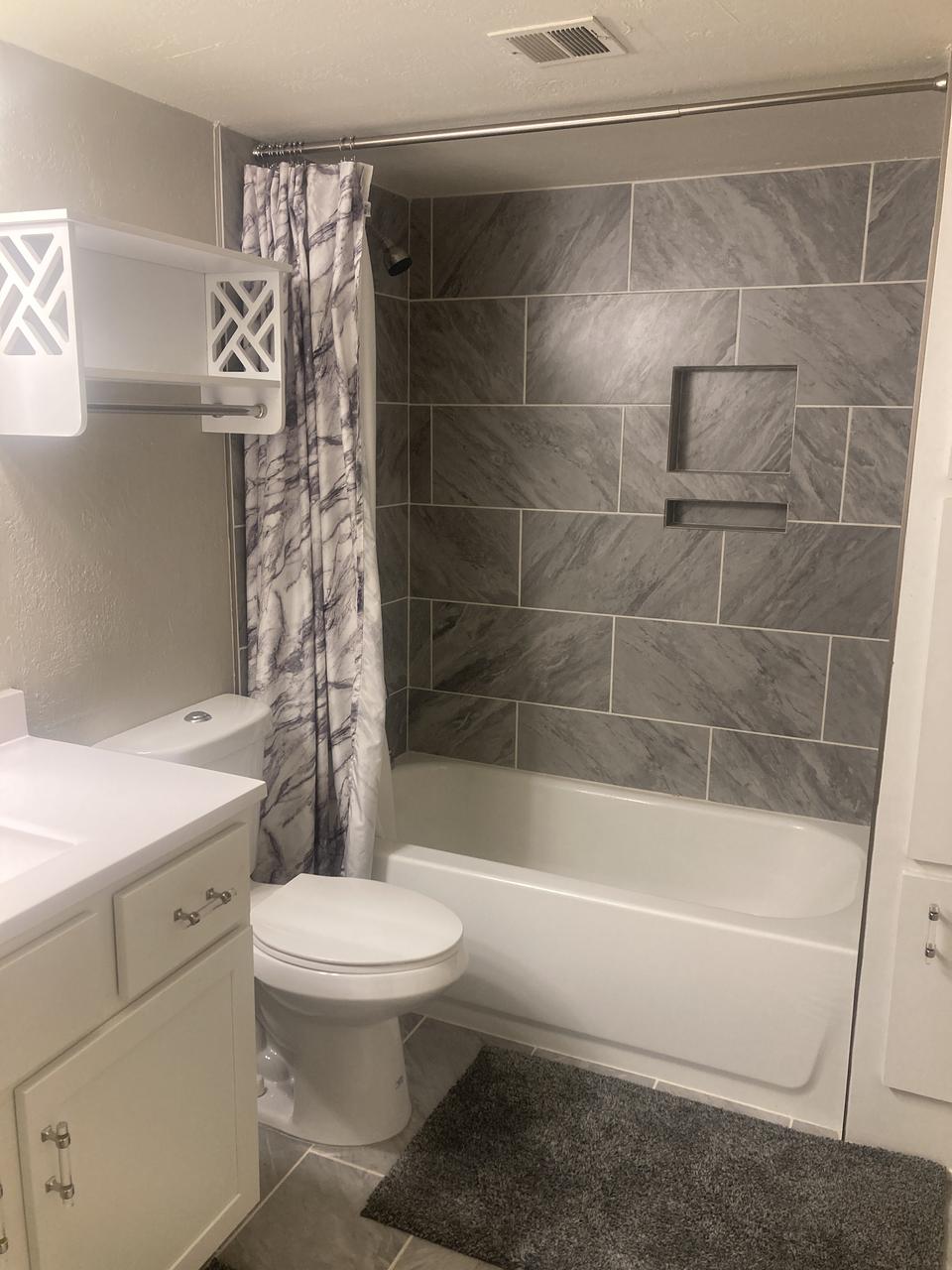 Profile photo 4 of 8